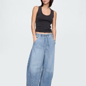 GAP Women's Mid Rise Easy Horseshoe Jeans